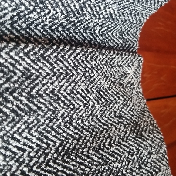 Talbots NWOT B/W herringbone blazer in lovely soft poly/rayon soft fabric, 1xp - Picture 7 of 9